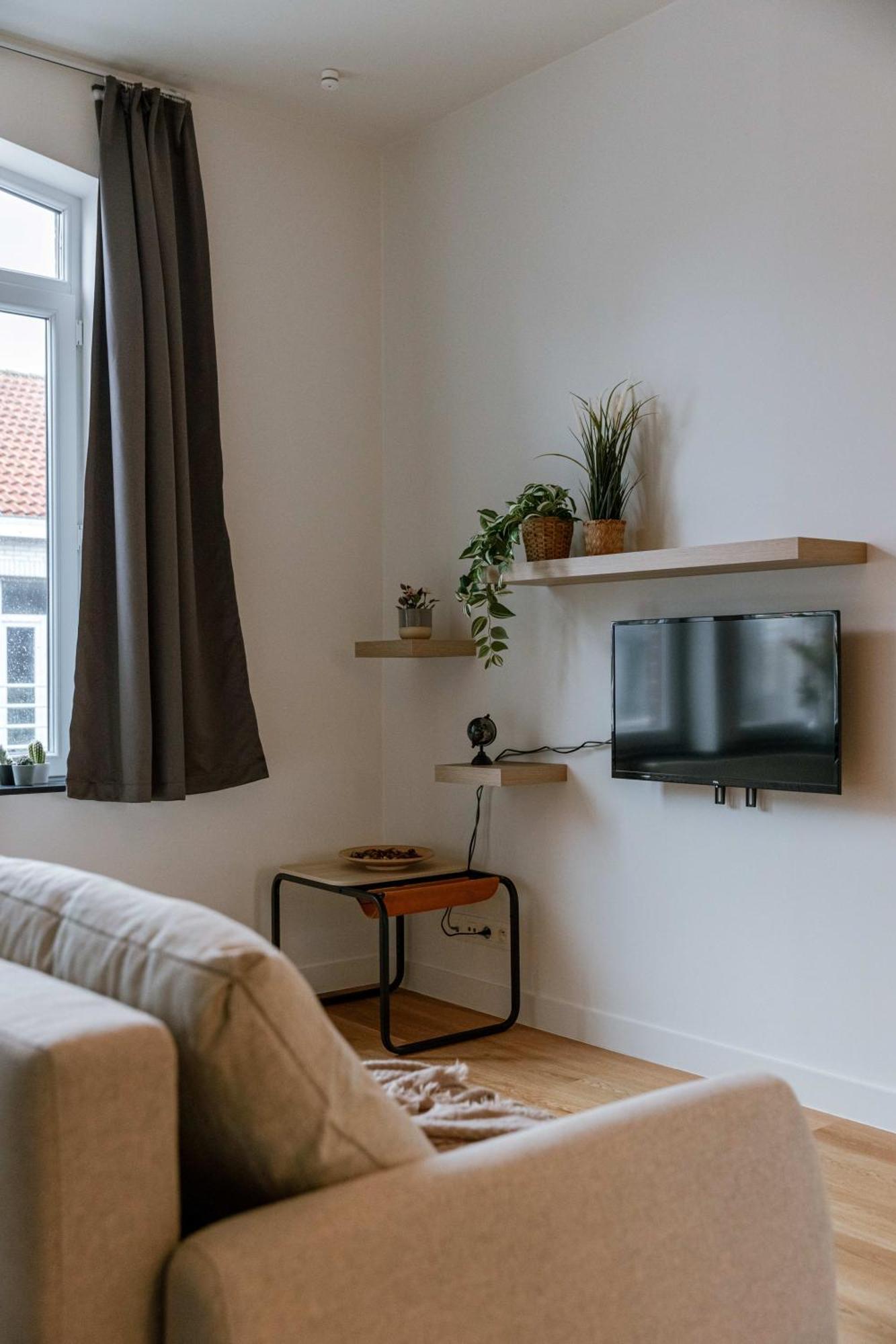 Huswell - Charming Just Steps From The Beach. Appartement