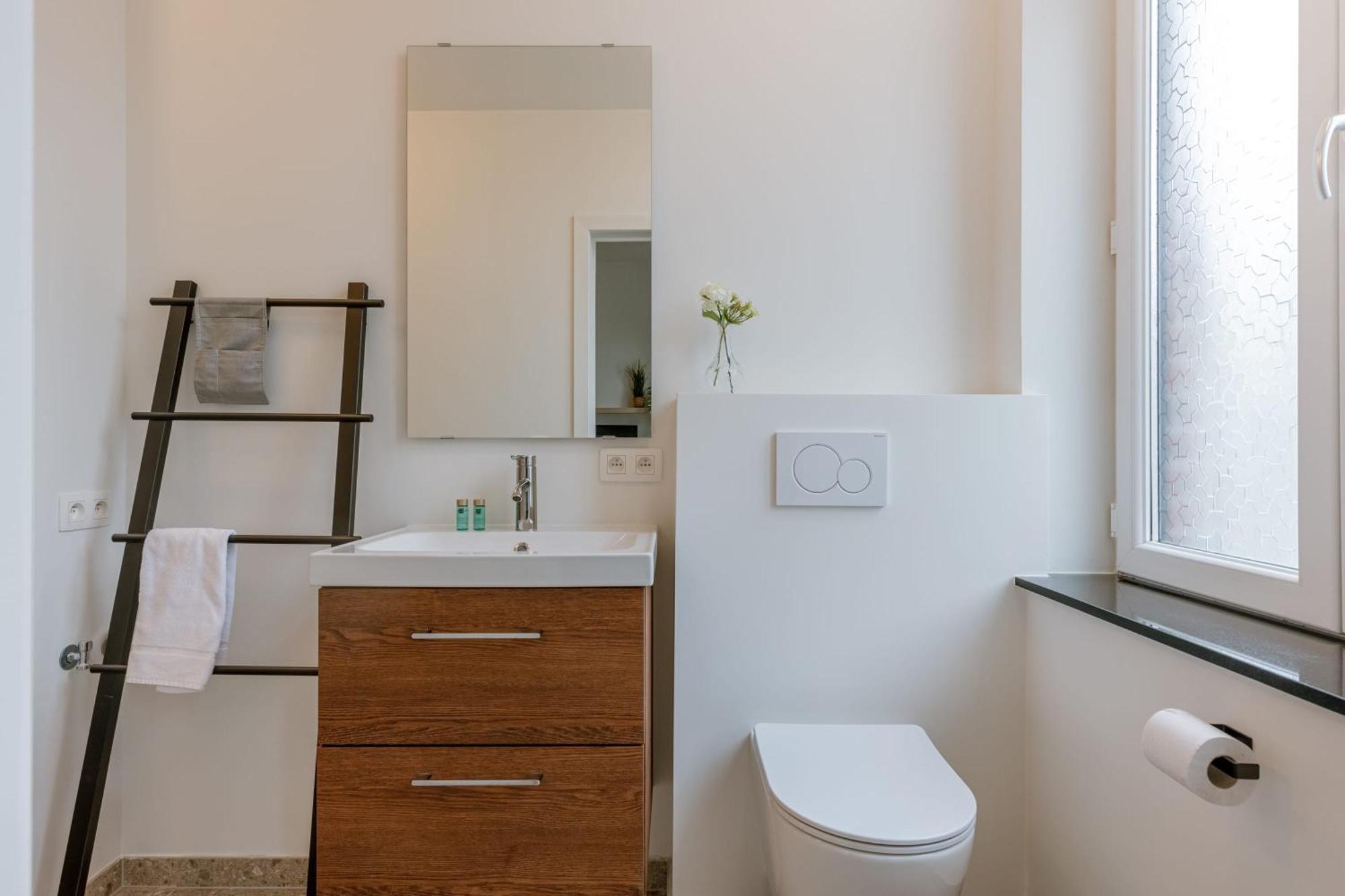 Huswell - Charming Just Steps From The Beach. Appartement