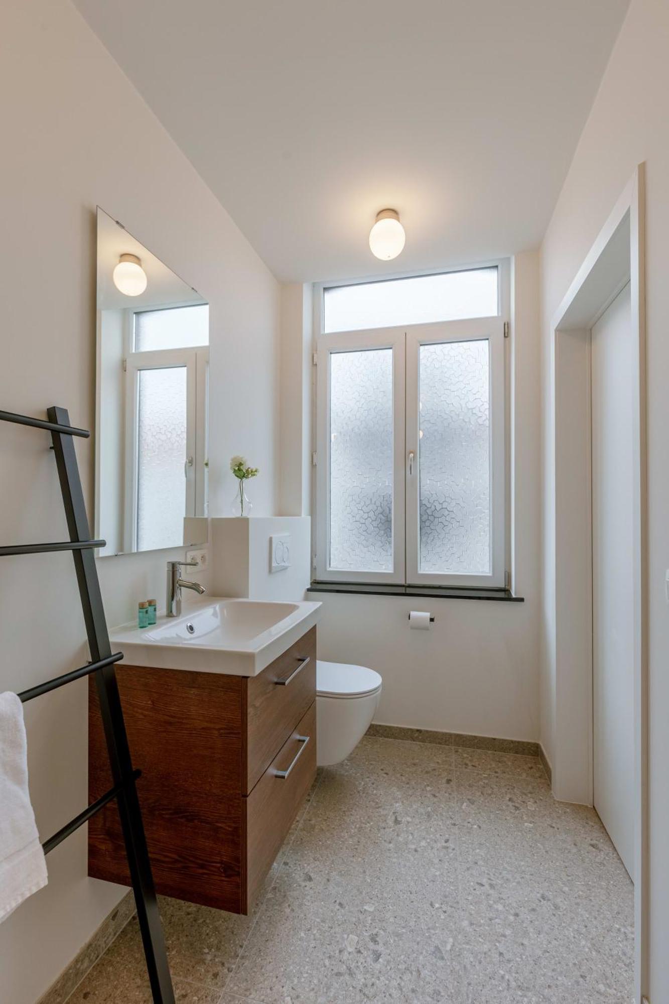 Huswell - Charming Just Steps From The Beach. Appartement